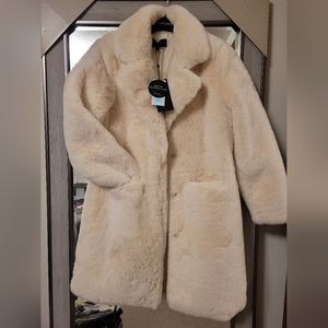 Kendall + Kylie White/Ivory Faux Fur Coat